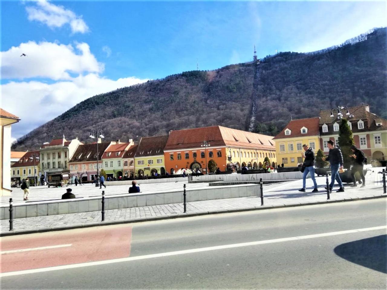 Leyla Hostel Brasov Exterior photo