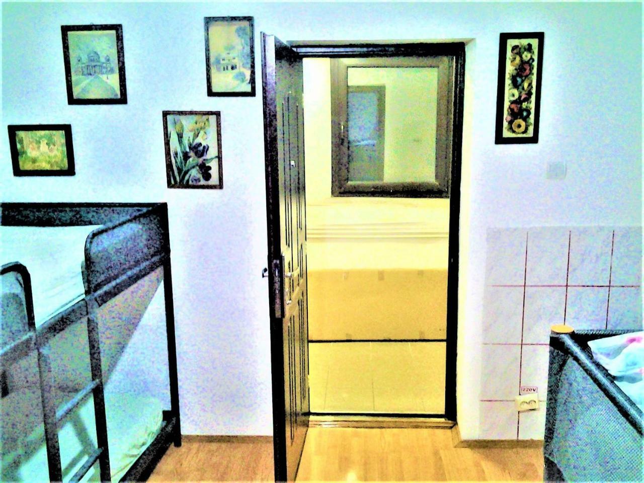 Leyla Hostel Brasov Exterior photo